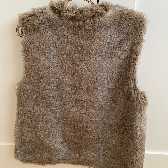 Talula Fur Vest - Picture 2 of 2